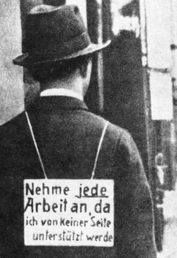Das Hinschwinden des Mittelstandes, die Spaltung des Volkes in wenig Überreiche und zahlose Arbeiter ist der vornehmste Weg, auf welchem die freien und in Blüte stehenden Nationen altern und verfallen!