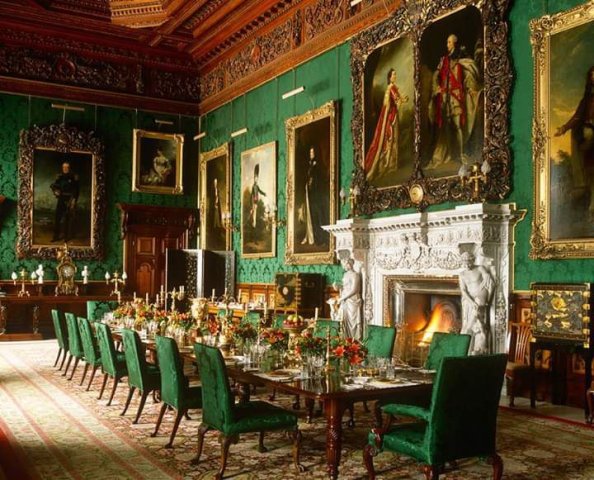 ?Dining Room inside Alnwick Castle, England.