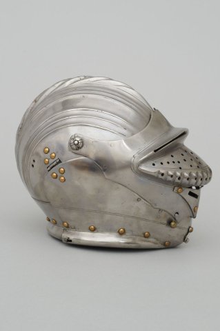 A unique Armet with brass repair on the comb, Germany, early 16th century, housed at the Kunsthistorisches Museum, Vienna.