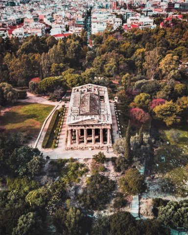 Τhe temple of Hephaestus in Athens.