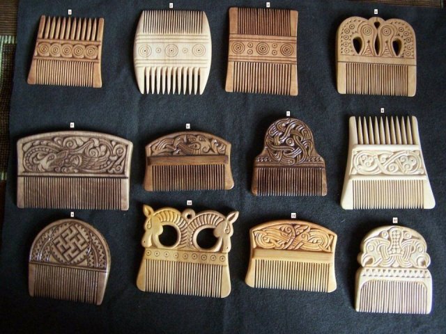 Various combs from Viking Age Scandinavia.