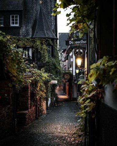 Rüdesheim, Germany. The Drosselhof restaurant pictured here dates back to 1727.