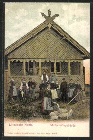 Traditional Lithuanian house, 20th Century.