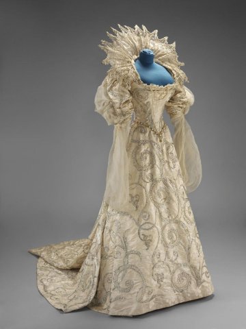 “Duchess of Savoia” costume by House of Worth worn at the Duchess of Devonshire’s Fancy Dress Ball, 1897.